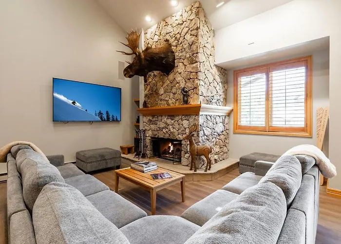 Vacation rental: Strawberry Park True Ski In Ski Out By Vail Realty