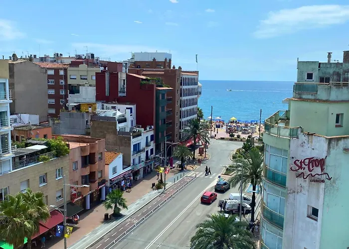 Hotel cerca del colegio: Marina Beach Apartaments - Sea Views In The Heart Of Lloret