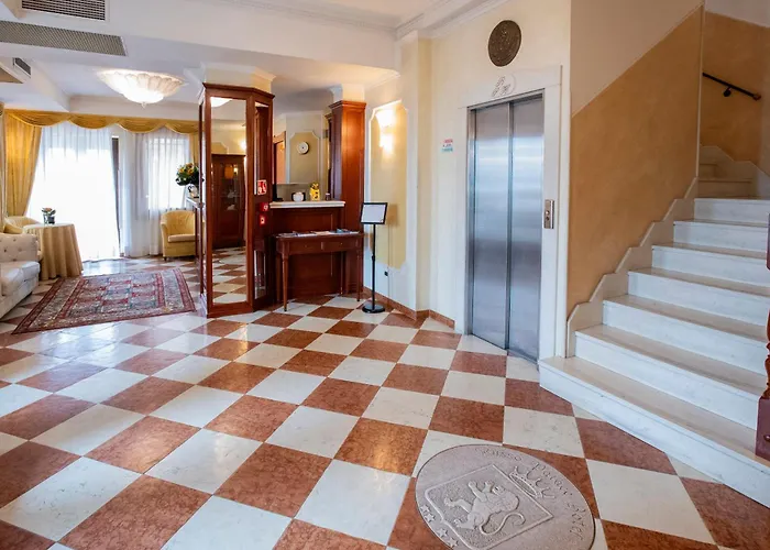 Hotel Russo Palace