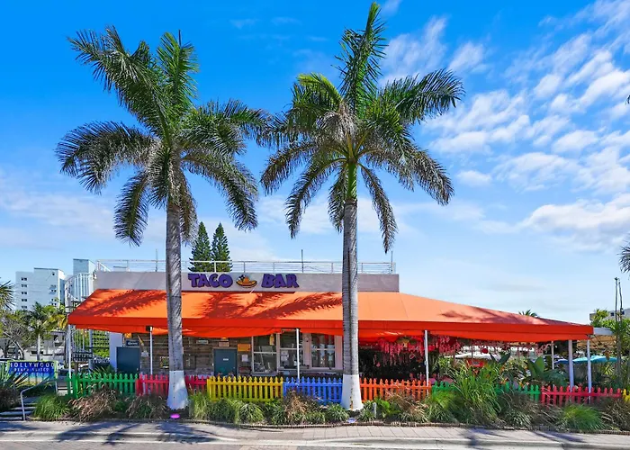 Hotel: Hollywood Beach Suites And Hotel