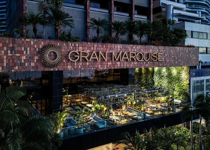 Hotel com jacuzzi: Hotel Gran Marquise