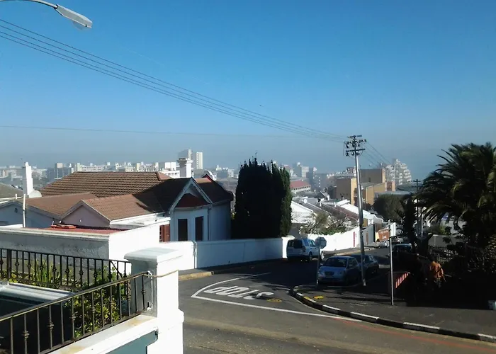 Leeuwenzee Guesthouse