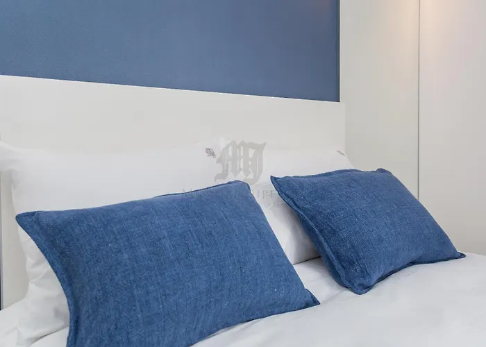 Hotel cerca del colegio: Morgan-Jupiter Apartments