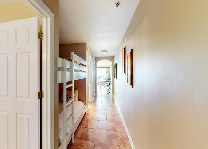 Villa: Windancer Condominiums
