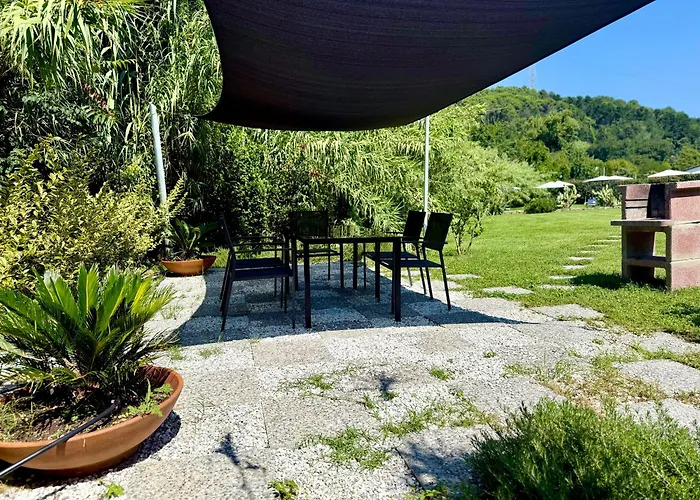 Hotel con vista: Le Village Sarzana