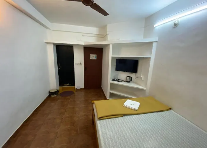 Guests house La Ruelle Guest House