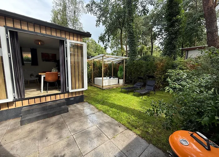  Veluwshof Hoenderloo Holidays Luxe Holidayhomes With Private Jacuzzi'S - Swimmingpool - Tennis Court - Bowling - Supermarket And Children Entertainment