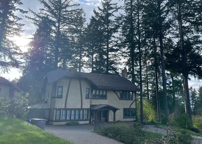 Vancouver West Ocean View Villa