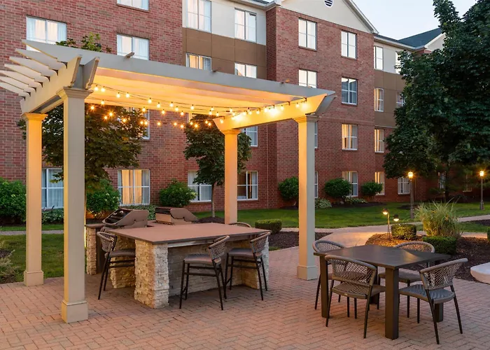 3 star hotel: Homewood Suites By Hilton Detroit-Troy