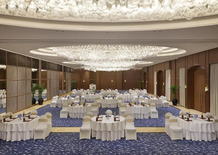 Jacuzzi hotel: Shangri-La Eros New Delhi