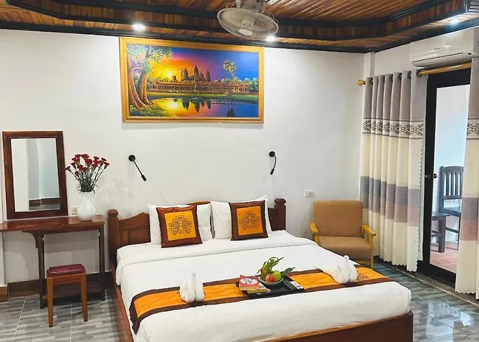 B&B only: Luang Prabang Oudomlith Villa & Travel