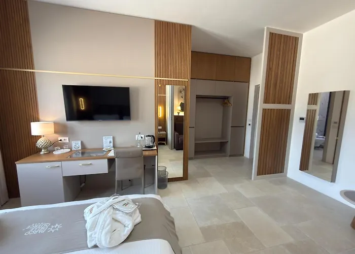 Hotel Jacuzzi: Hotel Parco delle Querce