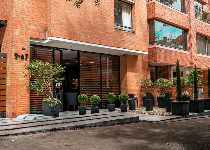 Pet Friendly hotel: 84 Dc Bogota By Oxohotel