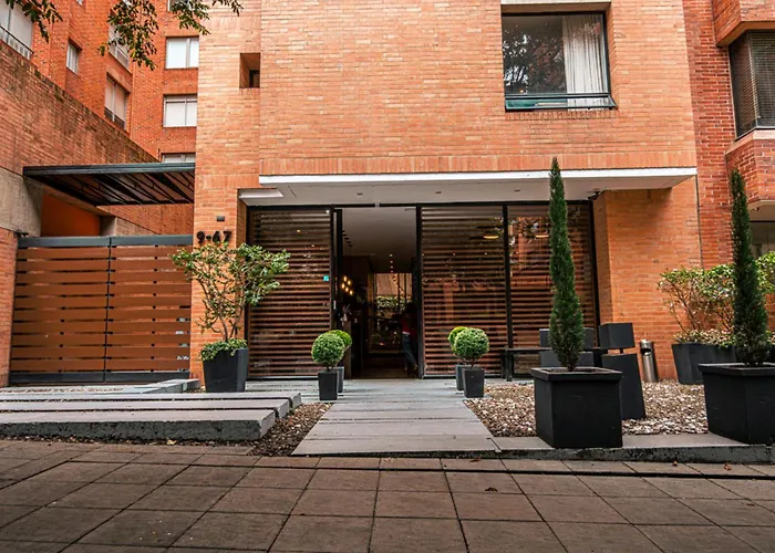 Pet Friendly hotel: 84 Dc Bogota By Oxohotel