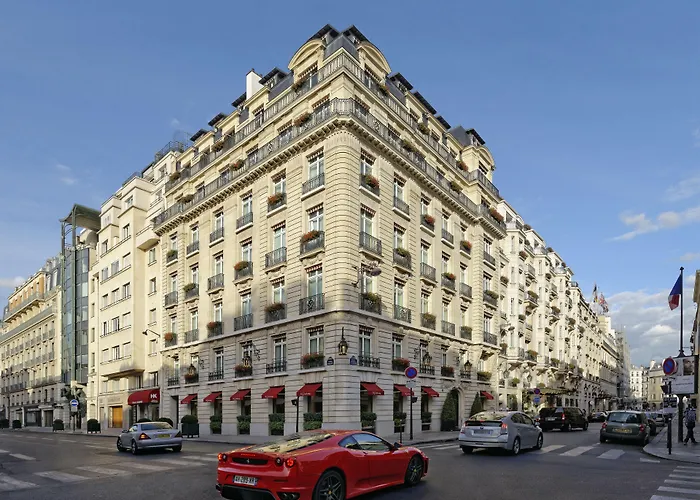 Le Bristol