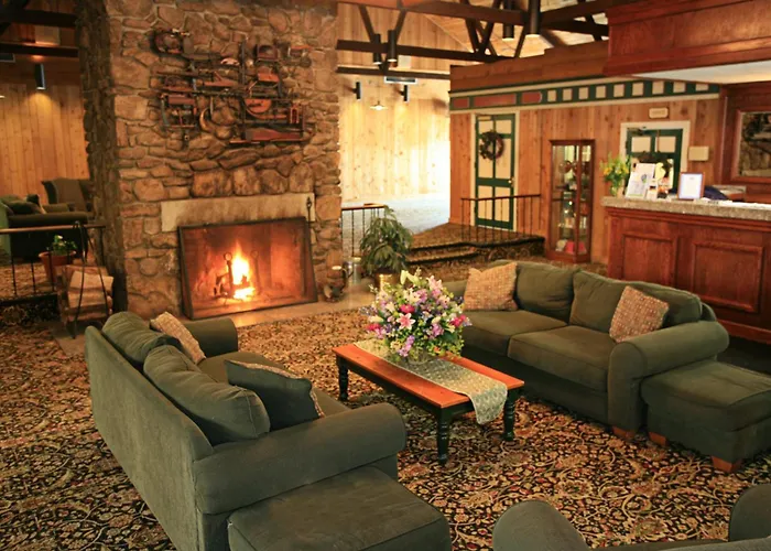 Hotel with view: Sturbridge Host Hotel And Conference Center (Adults Only)