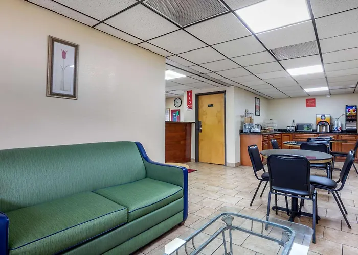 Motel: Econo Lodge Chattanooga Northeast - Ooltewah