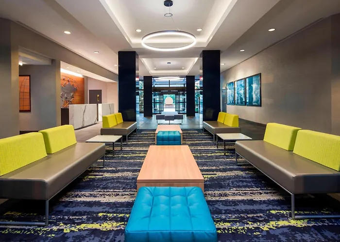 Airport Hotel: Sheraton Suites Philadelphia Airport