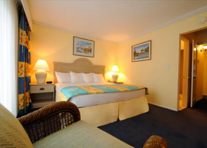 Golf hotel: Bay View Suites Paradise Island