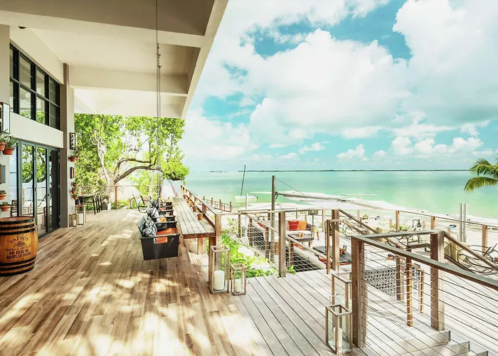 Pet Friendly hotel: Baker'S Cay Resort Key Largo, Curio Collection By Hilton
