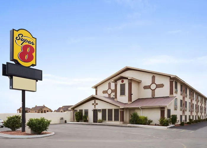 Motel: Super 8 By Wyndham Carlsbad