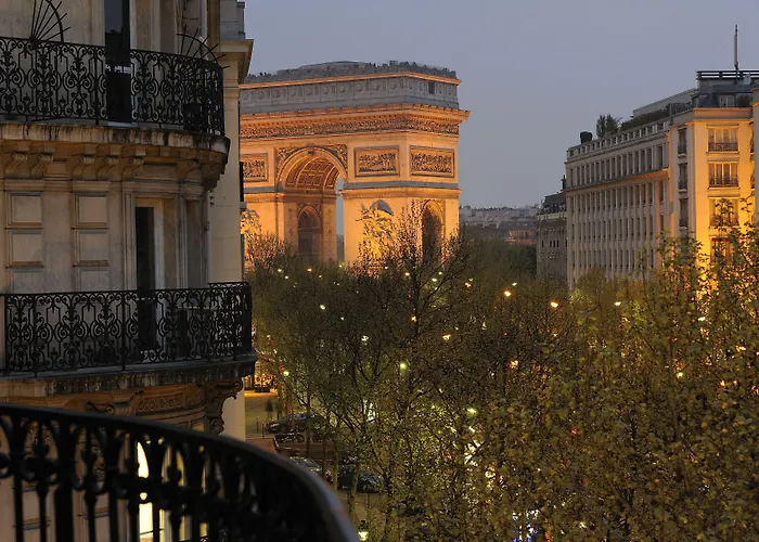 Royal Paris Champs Elysees