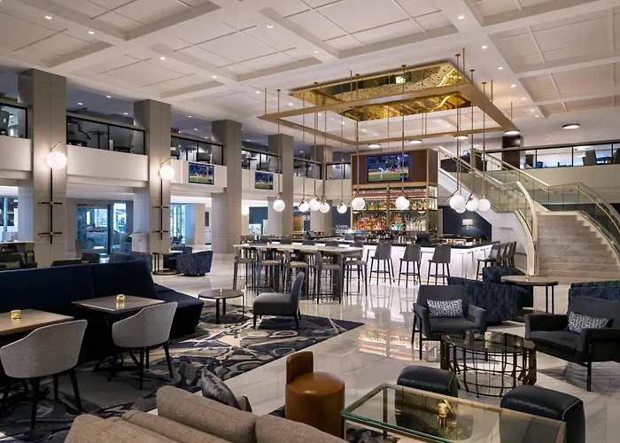 Hotel with Tennis: Chicago Marriott Downtown Magnificent Mile
