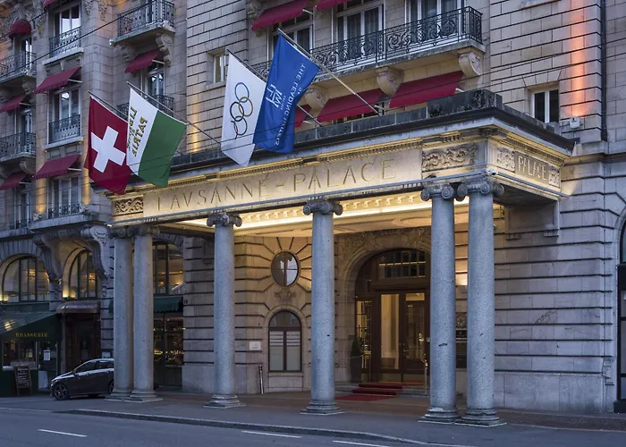 Hotel Con Piscina Lausanne Palace