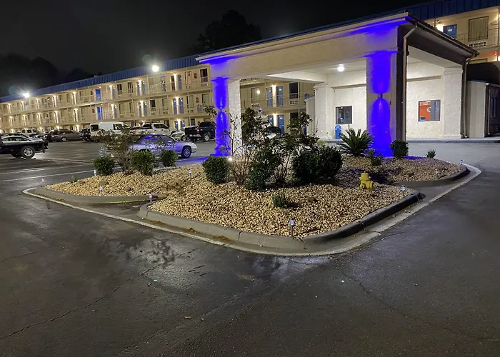 Cheap hotel: Motel 6-Pooler, Ga - Savannah Airport