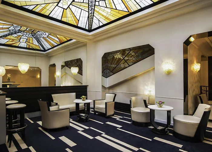 Hotel with view: Mercure Paris Opera Faubourg Montmartre