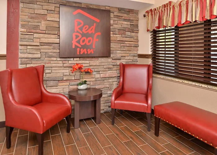 Cheap hotel: Red Roof Inn Marietta