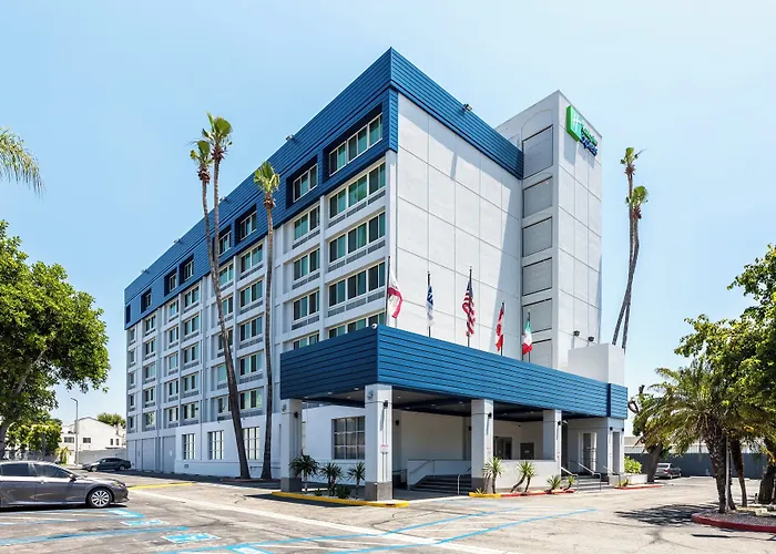 Hotel de 4 estrellas: Holiday Inn Express Van Nuys By Ihg