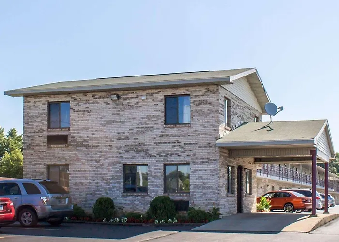 Vacation home: Econo Lodge Elkhart North