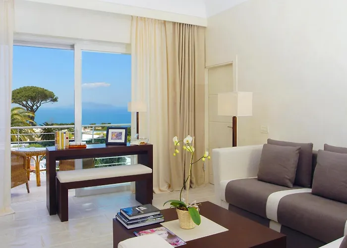 Beach hotel: Jumeirah Capri Palace