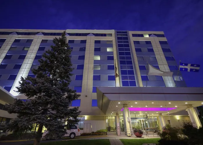 Airport Hotel: Armon Plaza Montreal Airpt, Trademark Collection By Wyndham