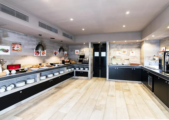 Hotel with view: Just Hotel Milano