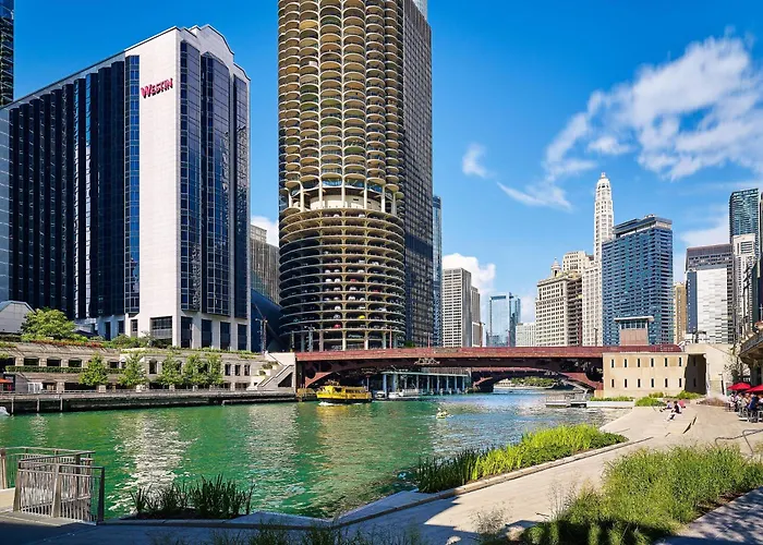 Pet Friendly hotel: The Westin Chicago River North