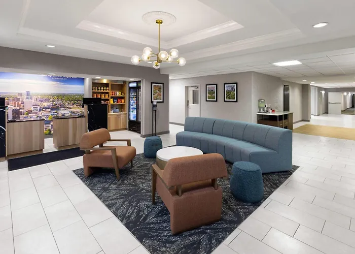 Pet Friendly hotel: La Quinta By Wyndham Lexington South / Hamburg