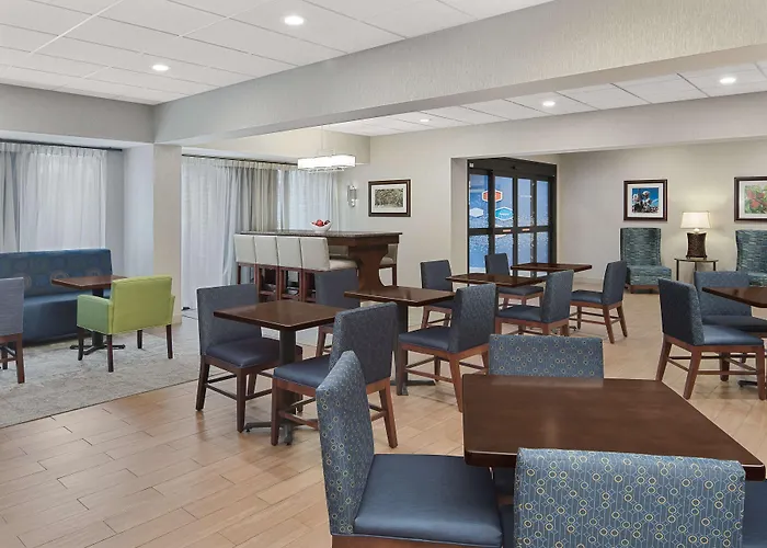 Hampton Inn Lagrange Near Callaway Gardens