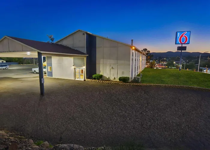 Cheap hotel: Motel 6-Silver City, Nm