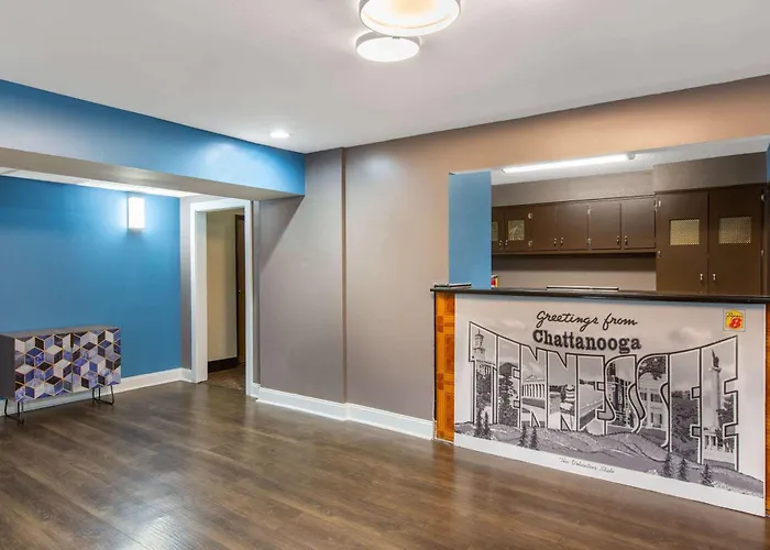 Hotel: Super 8 By Wyndham Chattanooga Lookout Mountain Tn
