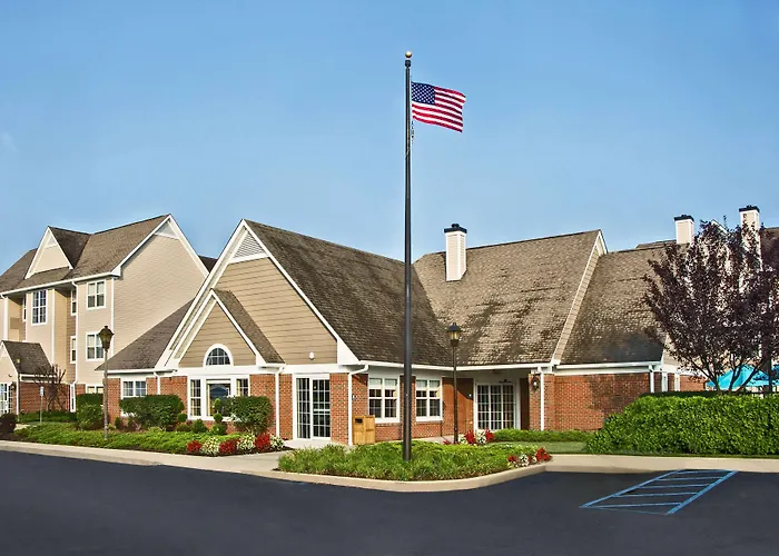 Hotel near College: Sonesta Es Suites Charlottesville University