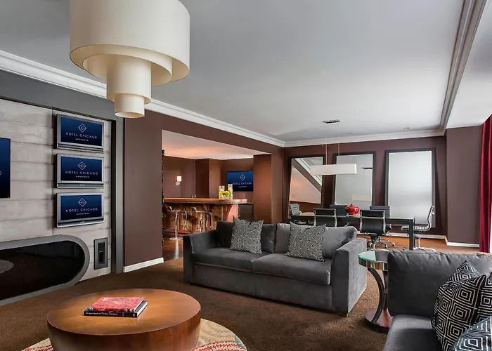 Resort: Hotel Chicago Downtown, Autograph Collection