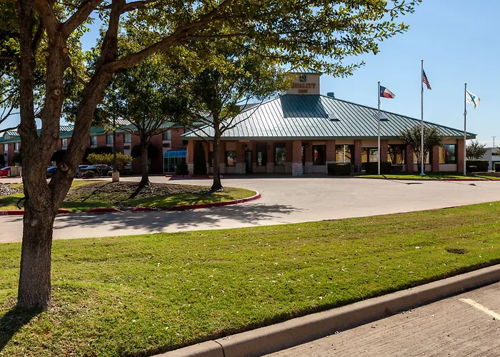 Luxury hotel only: Quality Inn Allen - Plano East