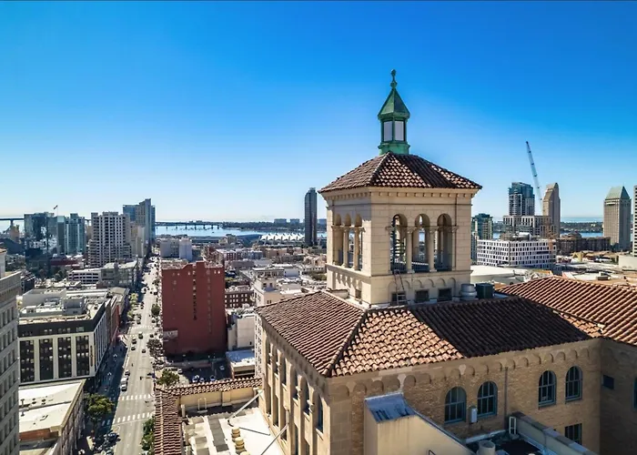 Courtyard By Marriott San Diego Downtown