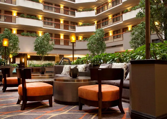 Embassy Suites By Hilton Austin Arboretum