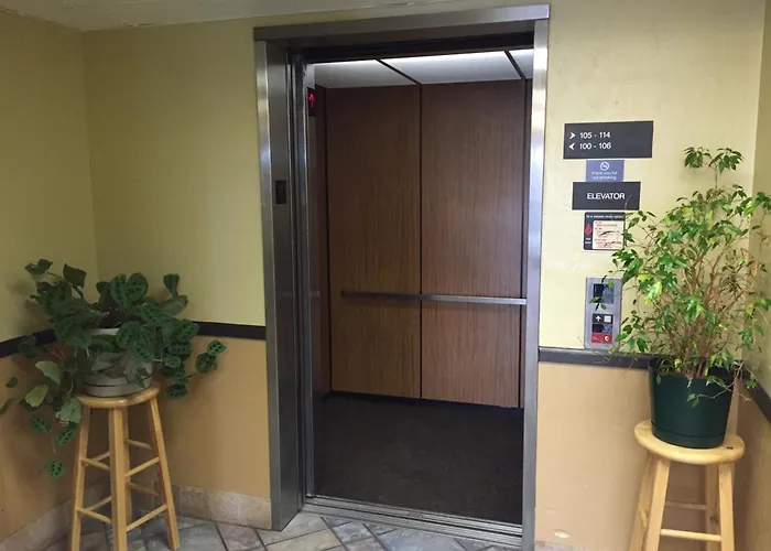 Motel 6-, Or - Portland