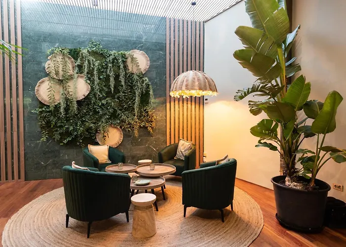 Hotels with a view Aparthotel Atenea Barcelona