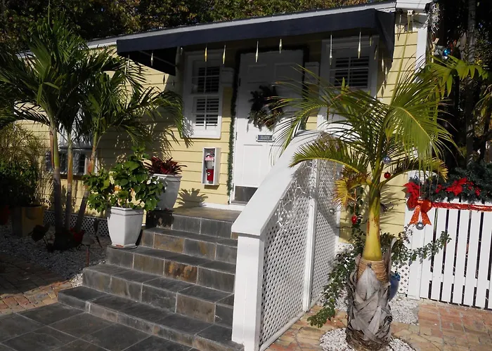 Duval Inn -