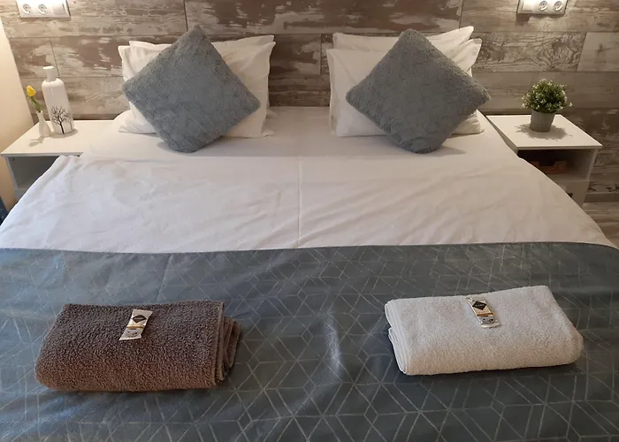 B&B only: Korona Panzio Budapest